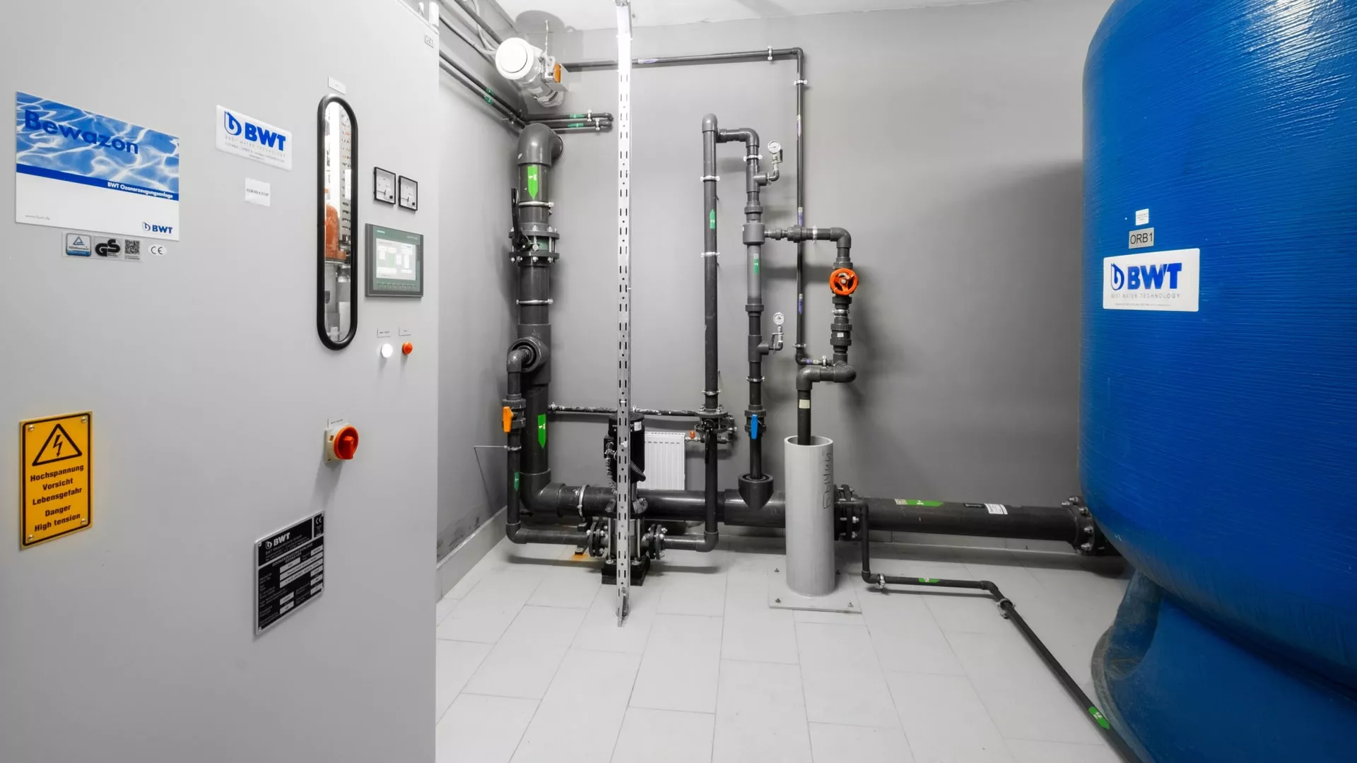 Озонирование воды для бассейна оборудованием BWT