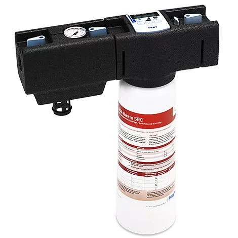 Установка AQA therm HWG для умягчения воды перед заполнением отопления.